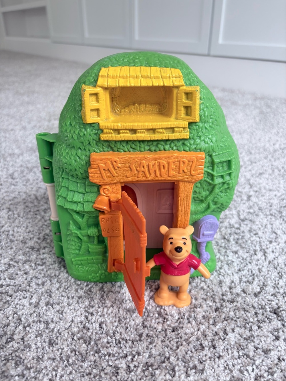 Vintage 1992 Disney Winnie the Pooh "Mr. Sanders" Tree House by Mattel
